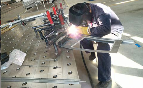 Welding platform